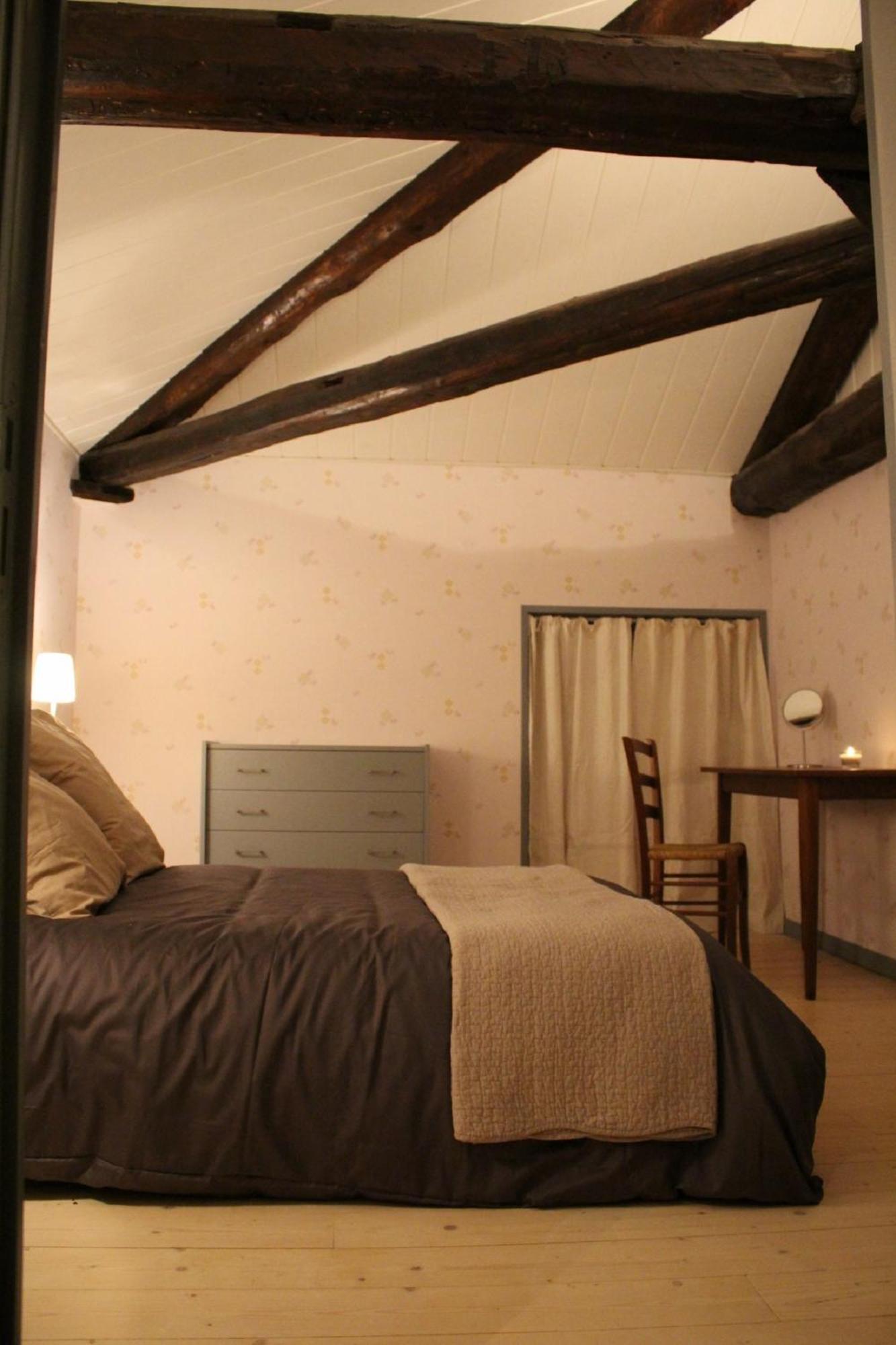 Les Jardins D'Anna - Chambres D'Hotes Tapon Room photo